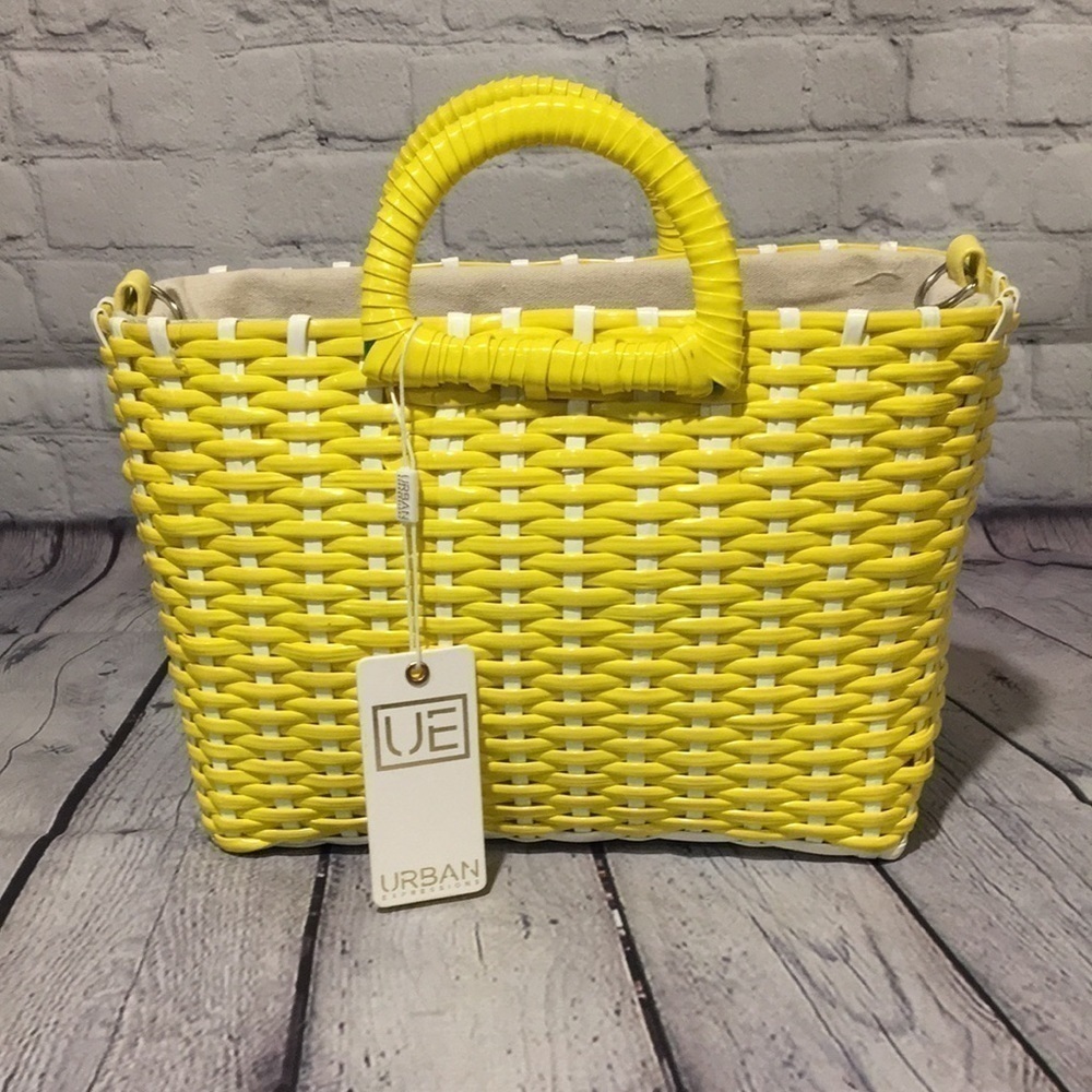 Urban Expressions Mallorca Yellow crossb purse NWT
